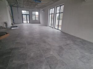 Lokal na wszelkiego rodzaju usługi Jabłonna - zdjęcie 1